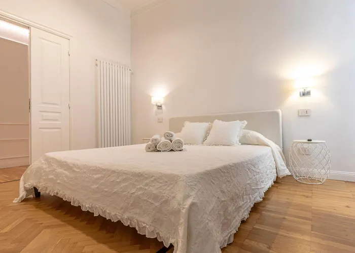 Cavallotti 22 * La Spezia