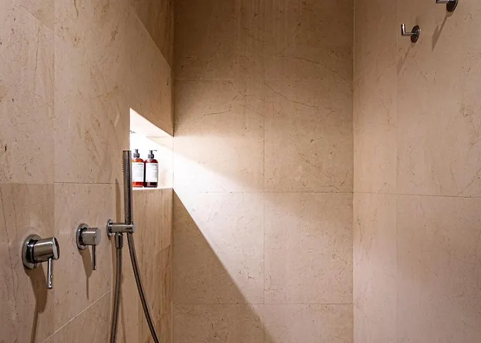 Cavallotti 22 Nyaraló La Spezia